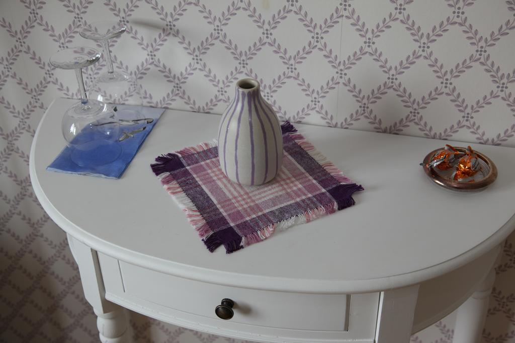 Aelvnaera Bed & Breakfast Карлстад Стая снимка